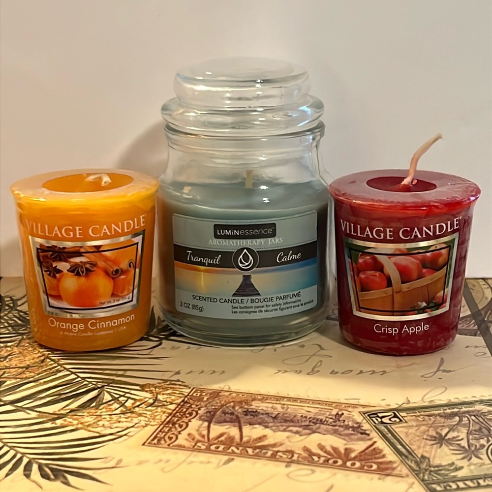 NWT 3 Candle Mini Set Crisp Apple, Orange Cinnamon and Tranquil Calm